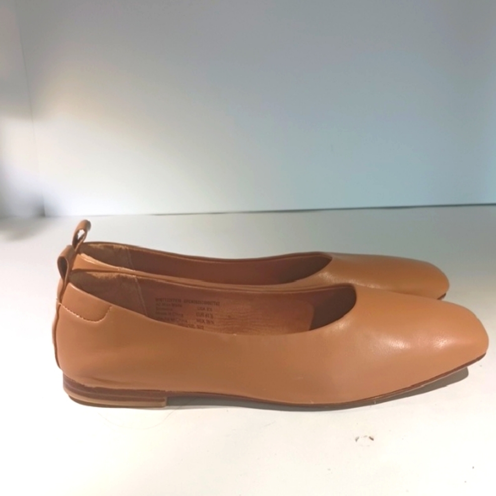 Time True Memory Foam Shoes Tan Size 91/2 Narrow.